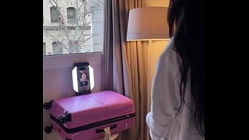 Amazing lolabratzx in my hotel room ️ do you know what we did after