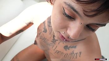 Garota safadinha liberando gostosinho até levar porra na buceta annie clementine lp produções