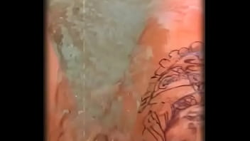 Hmmm which is the better view what’s in the water or the overlook from the jacuzzi who wanna play