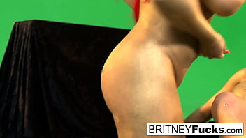 Hot babes have some fun