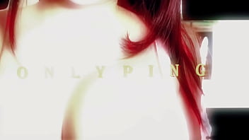 Solo girl with deadpool cosplay