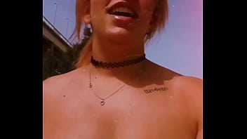 Te correras viendo mis tetas rebotar Te correras viendo mis tetas rebotar