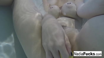 Blonde babe gets wet