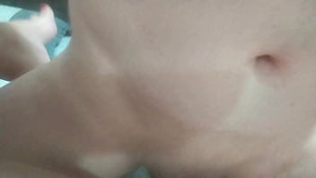 Irmã é expulsa da igreja por gravar vídeos tendo relações sexuais sexuais com os jovens na igreja evangélica