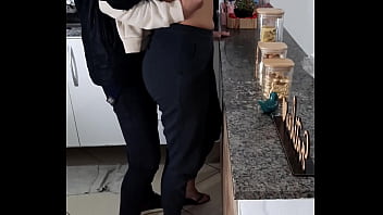 Stepdaughter can't even rest while having breakfast