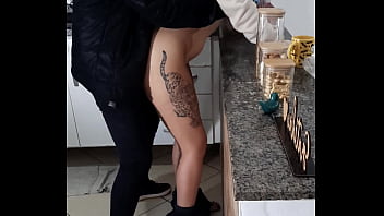 Stepdaughter can't even rest while having breakfast