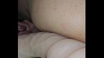 Wet latina with big ass and her vibrator