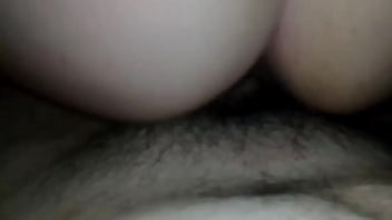 Gostosa sentando na minha pica