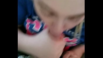 Kelley sucks bradley's cock cuz she so thirsty for dat juicy cock