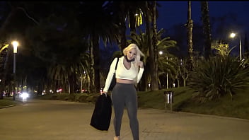 You are my boyfriend and we have fun in street on night