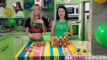 Raven lane and thea summers having a threesome with their stepbrother