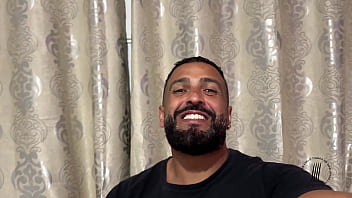 Trailer o técnico é mais gostoso que meu namorado