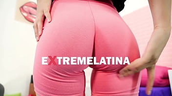 Puffy cameltoe round ass latina fucks her rosebutt with a banana self anal fisting