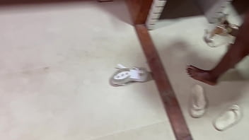 Pau no cuzinho da preta gostosa completo no red e no cher