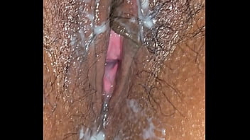 Latina milf close wet pussy