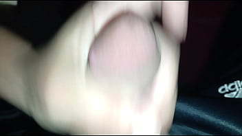 Temprano en la mañana escalofrío paja con enorme polla