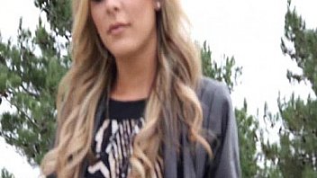 Wow what a hot piece of teen ass i found