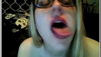 Horny blonde wants cum in her mouth camg8