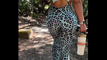 Vem fazer uma trilha comigo