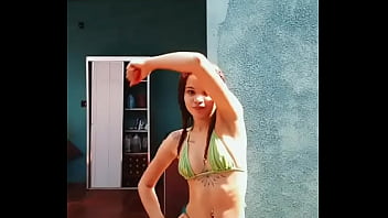 Deraah novinha 18 em ribeirao sensualizando