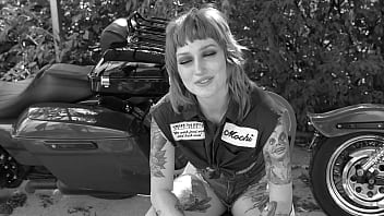 Mochi's pit stop featuring taylor gunner vampiric zlut sofia honey bunny and melty mochi