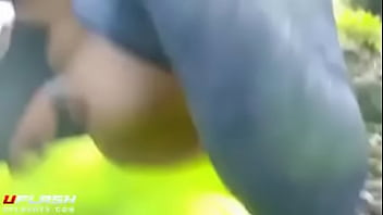 Bicicleta Con Dos Amigas thumbnail