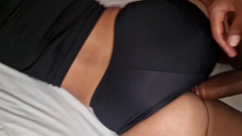 Dándole toda mi leche a la puta de mi hermanastra