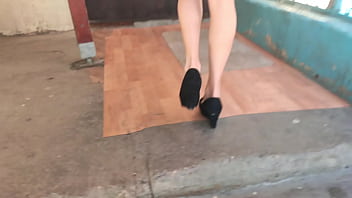 Sexy babe deep blowjob on staircase public sex