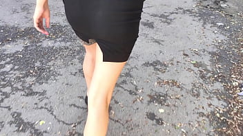 Sexy babe deep blowjob on staircase public sex