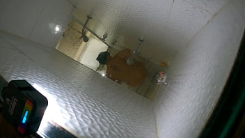 Gordinha curtinho motel se exibindo e se masturbando gozou com muita gemeção