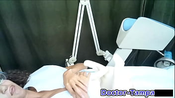 Dr tampa genesis' 1st gyno exam