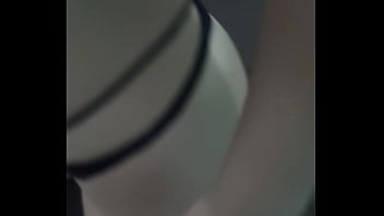 Ela adora sentar assim esposa safada de quatro e depois sentando só de calcinha Ela adora sentar assim esposa safada de quatro e depois sentando só de calcinha