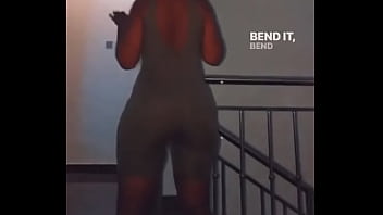 Bouncing ass