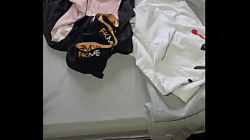 Me and jameshardyx93 must have had the wrong idea about the upside down pineapple thing ️what does i