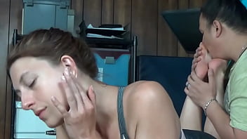 There's no better feeling than licking and smelling the perfect shapely feet of a goddess ️nadya rubinski w