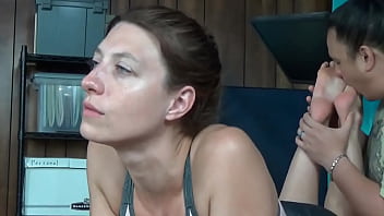 There's no better feeling than licking and smelling the perfect shapely feet of a goddess ️nadya rubinski w