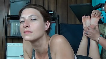 There's no better feeling than licking and smelling the perfect shapely feet of a goddess ️nadya rubinski w