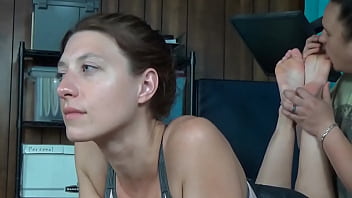 There's no better feeling than licking and smelling the perfect shapely feet of a goddess ️nadya rubinski w