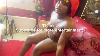 Anitawetpussy squirt on all her body