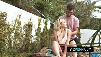 Petite Babe Getting Fucked In The Backyard thumbnail