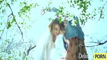 Blonde divas indulge in a lesbian session