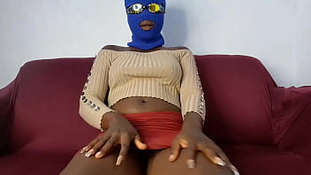 Estoy muy caliente papi quiero coger