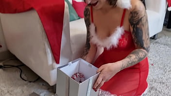 Première vidéo de noël dispo aujourd'hui en attendant que mon chéri