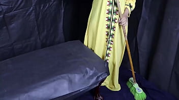 The horny maid gets fucked by the owner of the house and tells him “your cock entered my pussy ” The horny maid gets fucked by the owner of the house and tells him “your cock entered my pussy ”