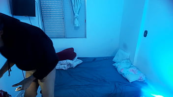 Loira gostosa seduz técnico