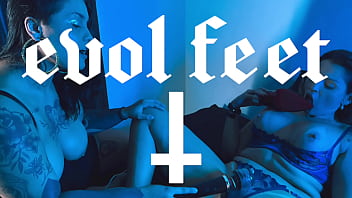 Let me be your meal feet and pussy