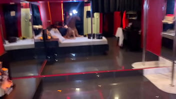 Caiu na net filha do pastor traindo namorado no motel