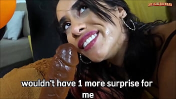 Val mineirinha seduces friend with her feet