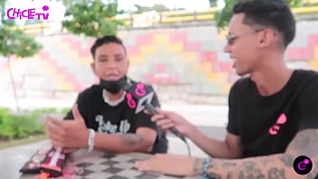 Sueña con tener un peñe entre sus piernas