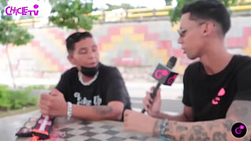 Sueña con tener un peñe entre sus piernas